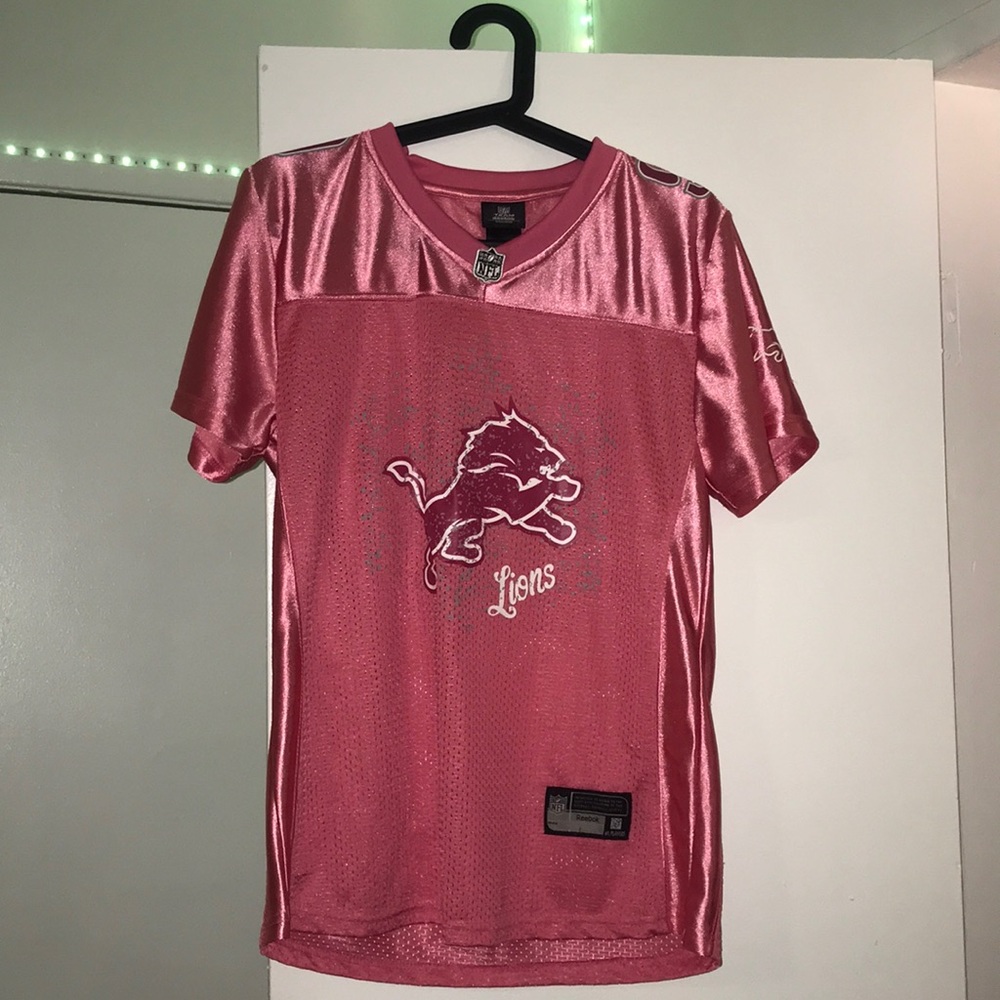 Pink lions distressed jersey